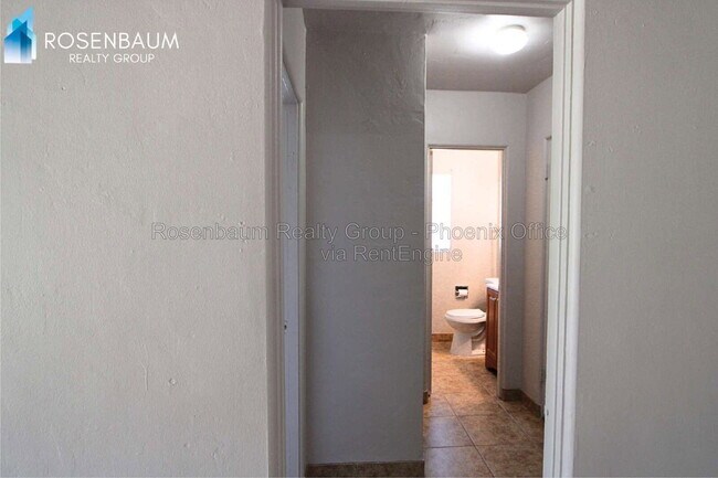 2925 N 19th Ave Phoenix, AZ 85015 photo 2