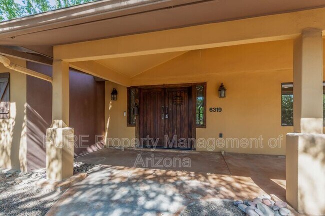 6319 N Mockingbird Ln Paradise Valley, AZ 85253 photo 4