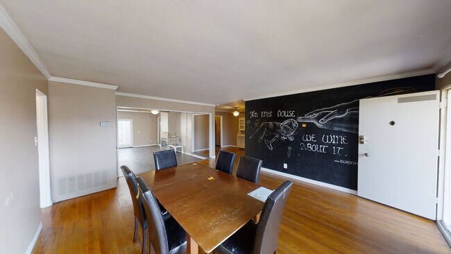 6243 Dorothy Dr San Diego, CA 92115 photo 4