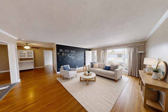 6243 Dorothy Dr San Diego, CA 92115