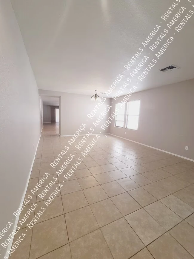 776 E Cowboy Cove Trail San Tan Valley, AZ 85143 photo 2