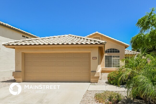 7472 W Crest Ln Glendale, AZ 85310 photo 4