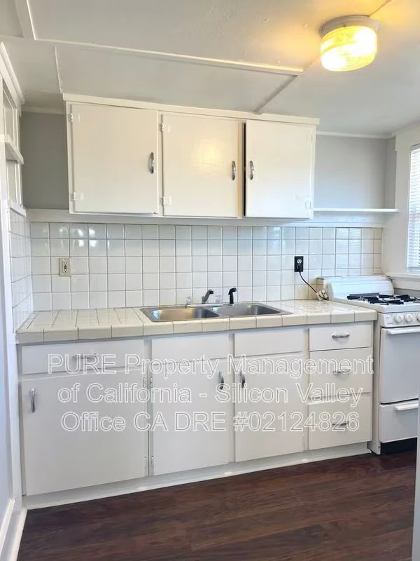373 Richmond Ave San Jose, CA 95128 photo 3