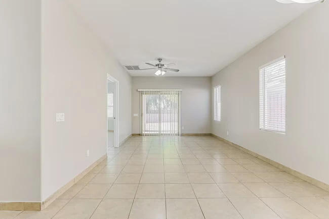 10825 E Boston St Apache Junction, AZ 85120 photo 3