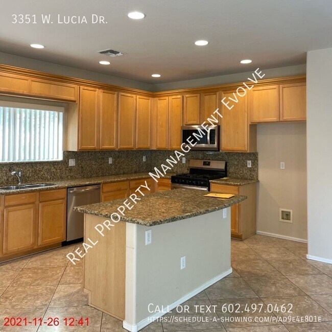 3351 W Lucia Dr Phoenix, AZ 85083 photo 4