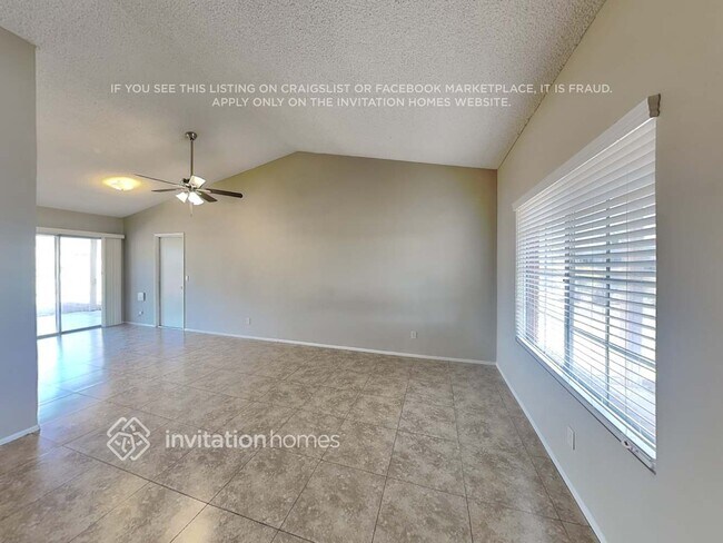 6526 E Jensen St Mesa, AZ 85205 photo 2