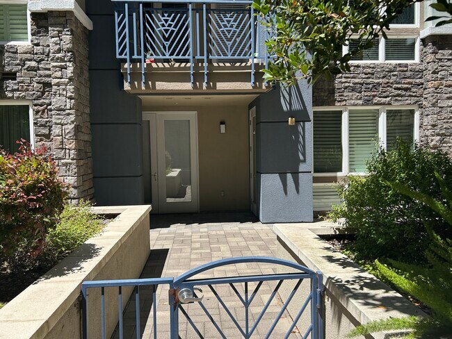 5501 De Marcus Blvd Dublin, CA 94568 photo 3