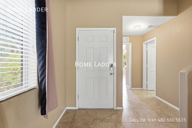 44727 Gavilan Dr Maricopa, AZ 85139 photo 3
