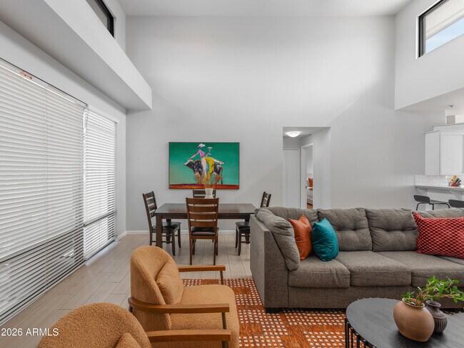 4021 N 75th St Scottsdale, AZ 85251 photo 4