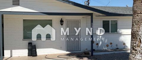 3414 W Glenn Dr Phoenix, AZ 85051 photo 3