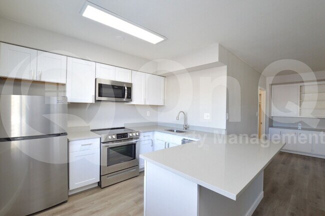44 E Roanoke Ave Phoenix, AZ 85012 photo 3