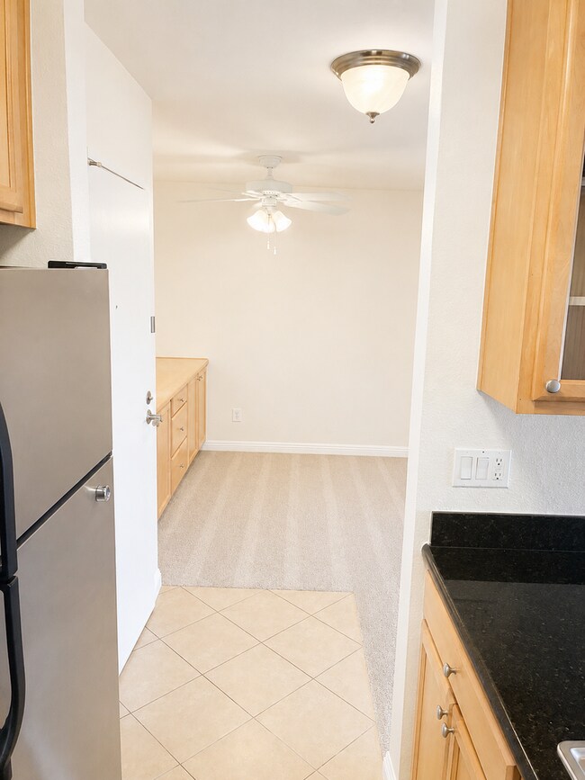 4860 Rolando Ct San Diego, CA 92115 photo 4