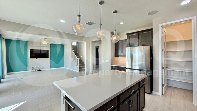 5714 N 109th Ave Phoenix, AZ 85037 photo 4