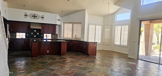 9720 E Davenport Dr Scottsdale, AZ 85260 photo 5