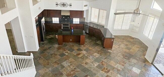 9720 E Davenport Dr Scottsdale, AZ 85260 photo 4