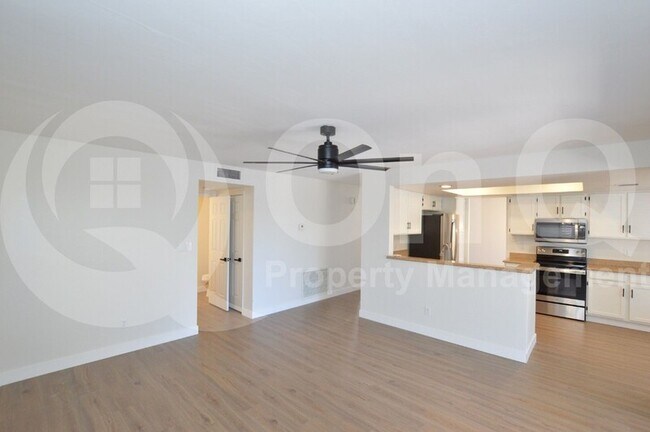 488 W Carmen St Tempe, AZ 85283 photo 4