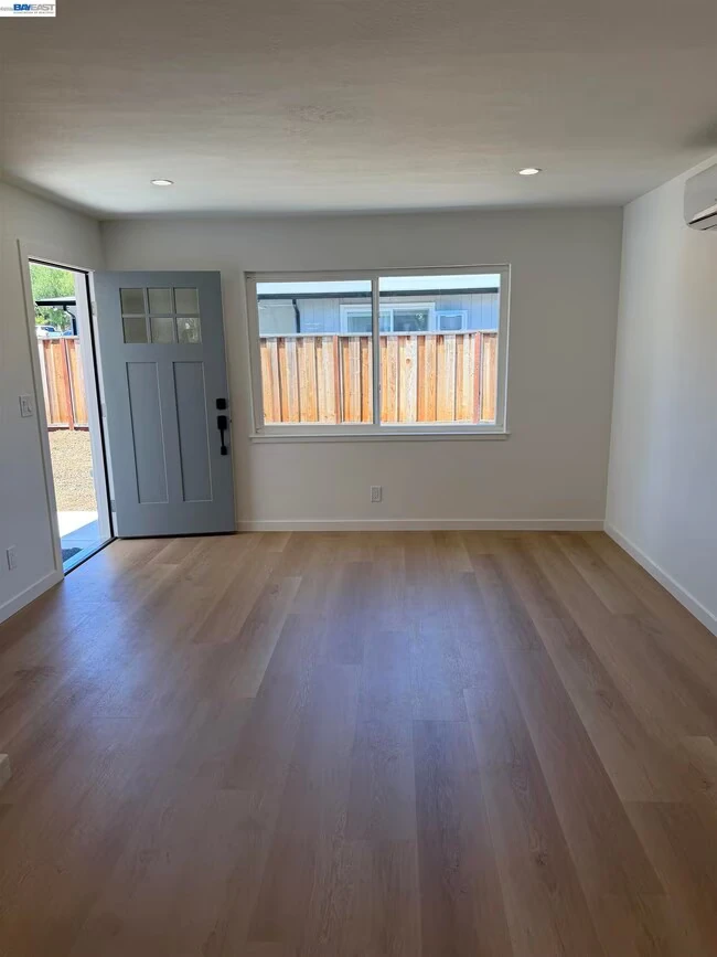 74-78-78 Palana Ct Walnut Creek, CA 94595 photo 3