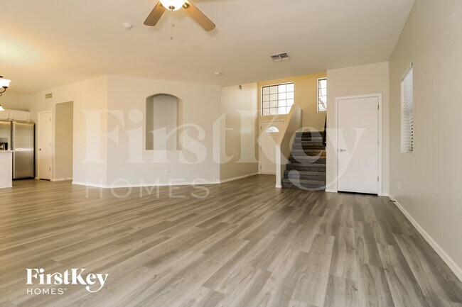 13123 W Gelding Cir Surprise, AZ 85379 photo 3