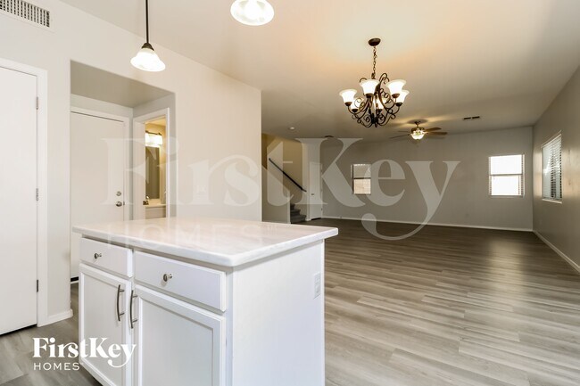 13123 W Gelding Cir Surprise, AZ 85379 photo 5