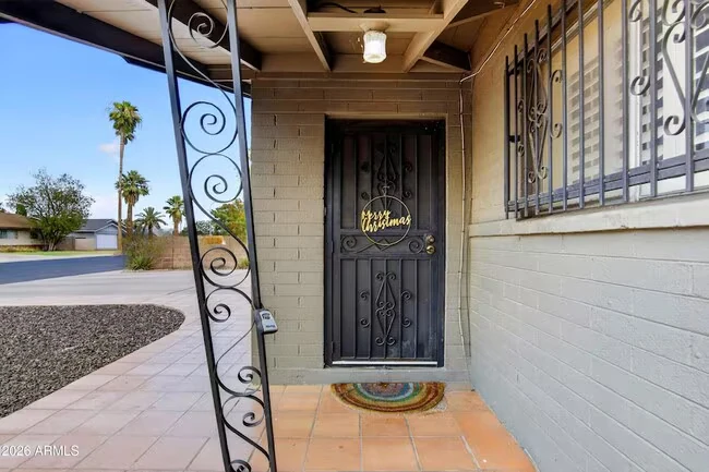 123 E Erie Dr Tempe, AZ 85282 photo 5