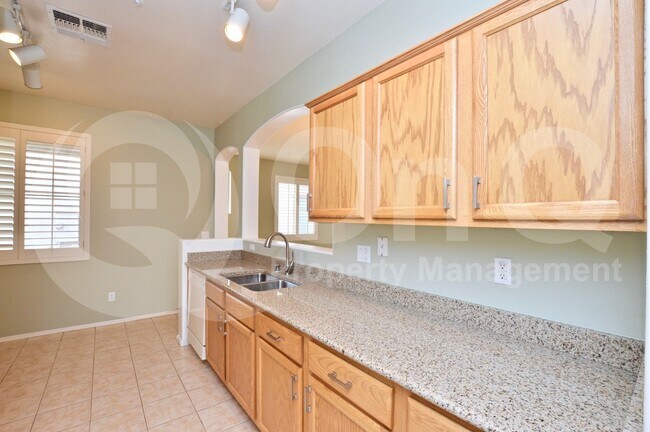 903 S Porter Ct Gilbert, AZ 85296 photo 4