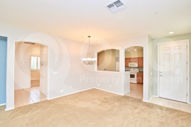 903 S Porter Ct Gilbert, AZ 85296 photo 5