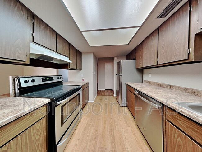 6939 W Haven Ave Phoenix, AZ 85035 photo 4