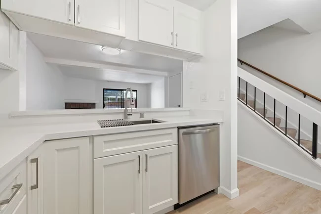 Beautiful Spacious 2-bedroom 1.5-bath Townhome In Martinez! photo 3
