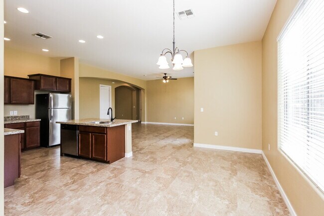 21549 E Puesta Del Sol Queen Creek, AZ 85142 photo 5