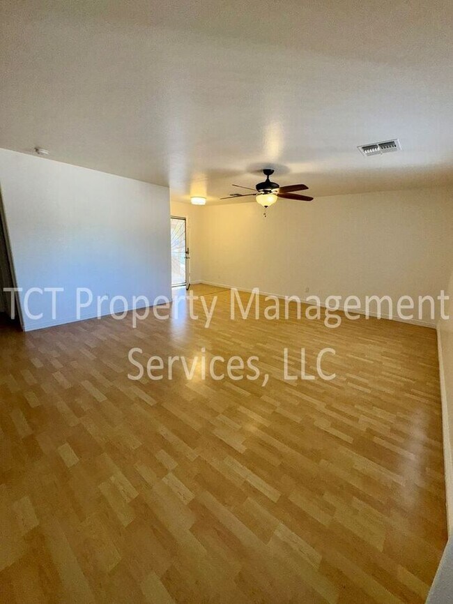 28579 N Dolomite Ln Queen Creek, AZ 85143 photo 2