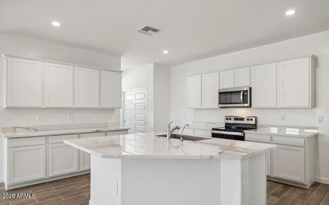 48506 N Duran Wy Gold Canyon, AZ 85118 photo 3