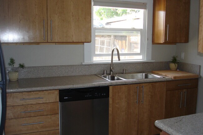3161 Ivy St San Diego, CA 92104 photo 4