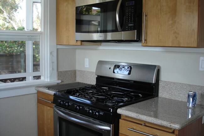 3161 Ivy St San Diego, CA 92104 photo 3