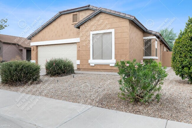 8718 N 57th Ln Glendale, AZ 85302 photo 2