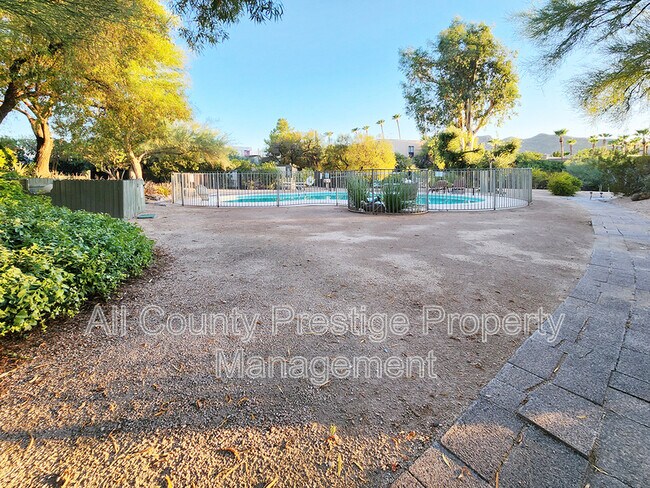 37616 N Tranquil Trail Carefree, AZ 85377 photo 4