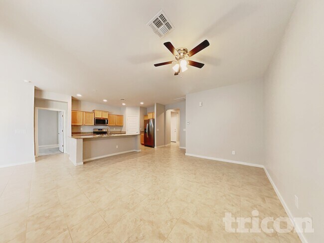 439 W Tenia Trail San Tan Valley, AZ 85140 photo 3