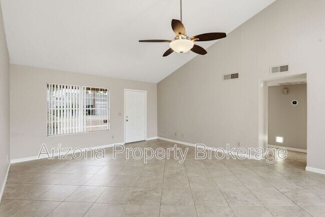 1352 E Todd Dr Tempe, AZ 85283 photo 5