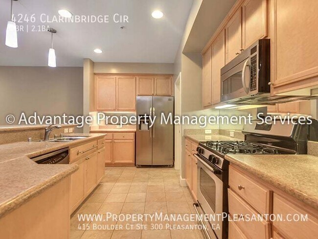 4246 Clarinbridge Cir Dublin, CA 94568 photo 4