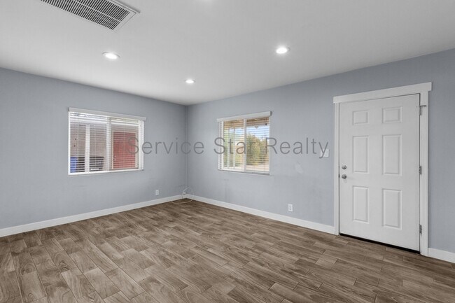 4138 N 3rd Ave Phoenix, AZ 85013 photo 5