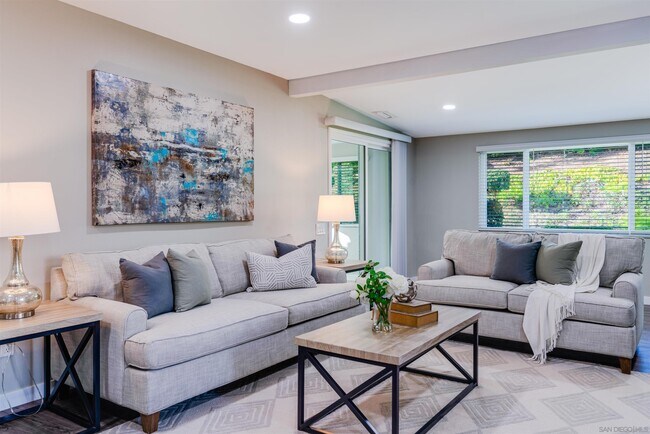 12486 Rios Rd San Diego, CA 92128 photo 5