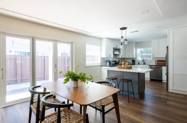 3750 Jewell St San Diego, CA 92109 photo 3