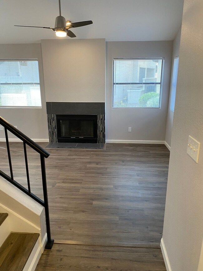 445 S Seawynds Blvd Gilbert, AZ 85233 photo 5