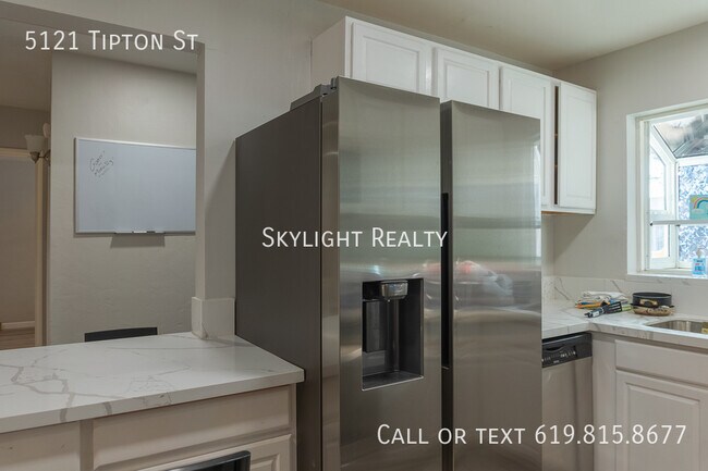 5121 Tipton St San Diego, CA 92115 photo 5
