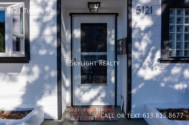 5121 Tipton St San Diego, CA 92115 photo 3
