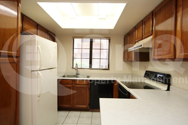 818 S Westwood Mesa, AZ 85210 photo 2