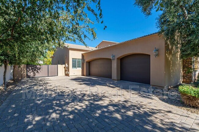 2720 E Jade Pl Chandler, AZ 85286 photo 4