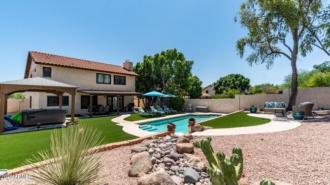 1460 N La Rosa Dr Tempe, AZ 85288 photo 2