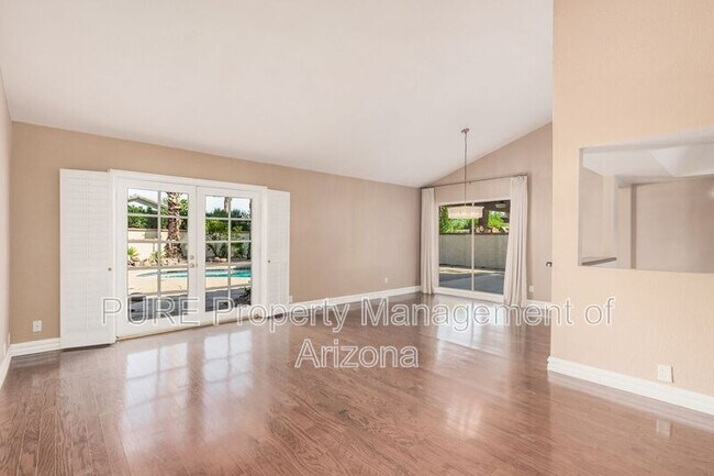 8219 E Morgan Trail Scottsdale, AZ 85258 photo 5