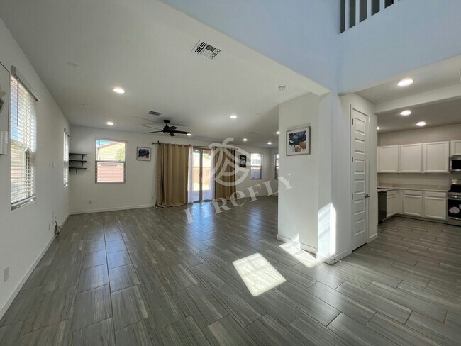 9552 W Sells Dr Phoenix, AZ 85037 photo 4