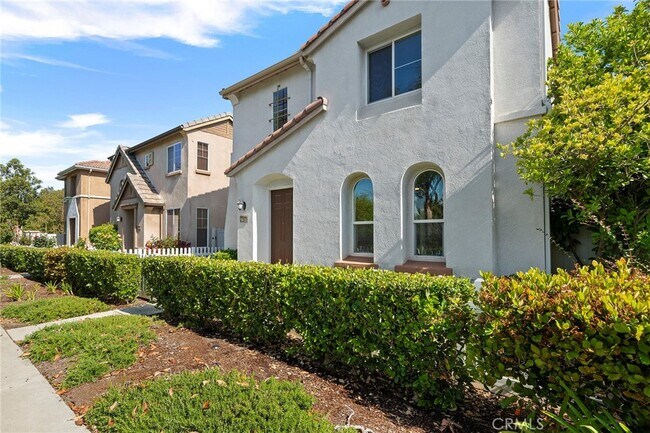 27625 Desert Gold Ct Murrieta, CA 92562 photo 3